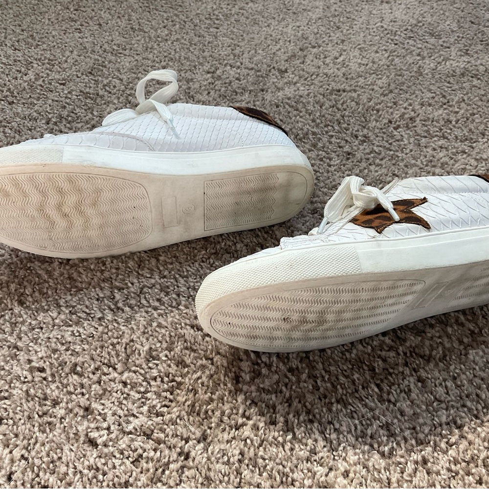 Mata Shoes White Sneakers with Leopard Detail - Picture 9 of 12